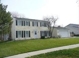 1S349 Marys Ln, Lombard, IL