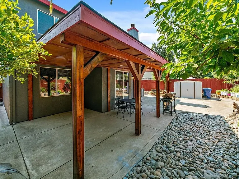 2334 Pez Gallo Pl — Photo 5