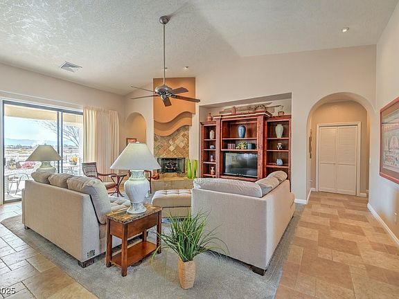 3rd image of 741 Antelope Ave