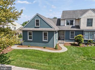 6 Parkside Dr, Elverson, PA 19520