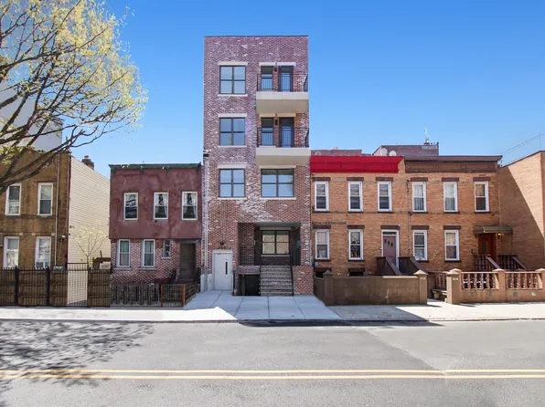 460 East New York Avenue