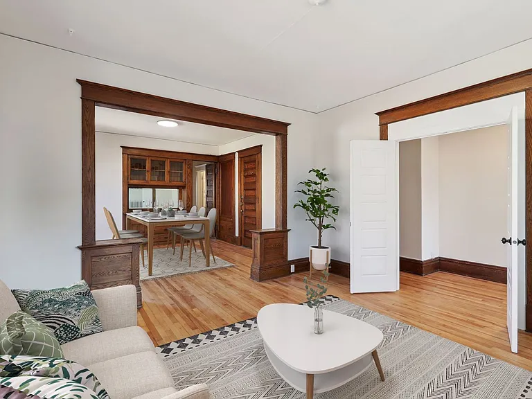 1402 West 28th Street — Photo 3