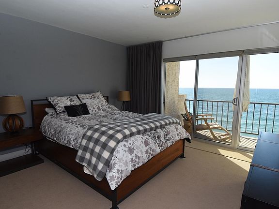 5th image of 555 Esplanade APT 211