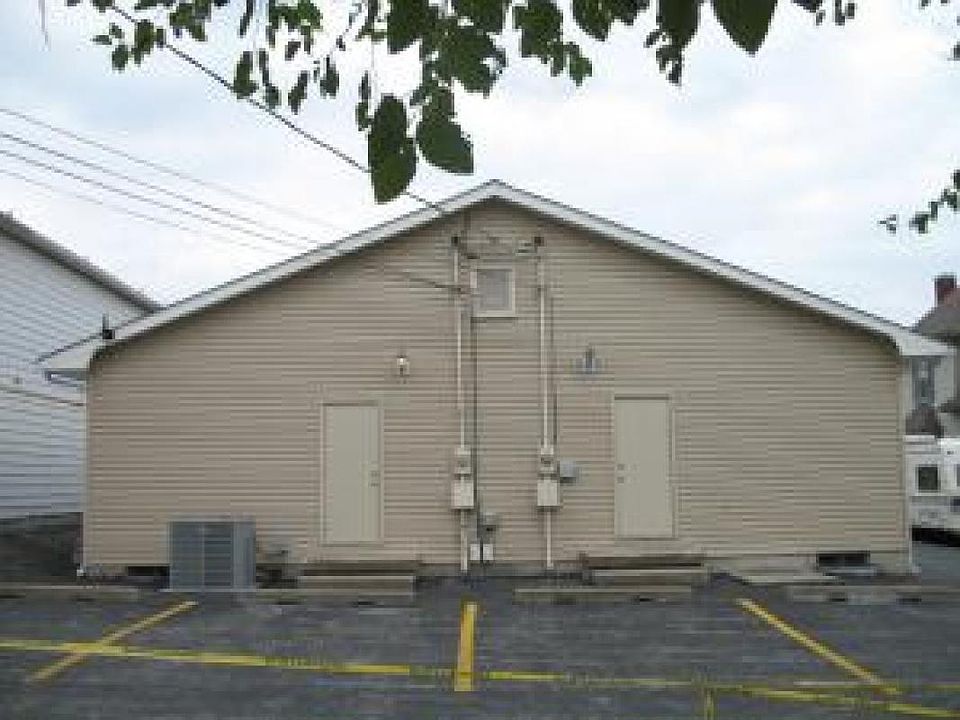 2nd image of 1725 M St