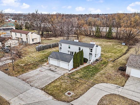 3rd image of 5275 NW Torgerson Dr