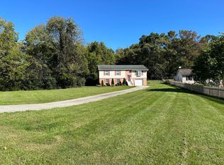 106 Upshur Dr, Inwood, WV 25428