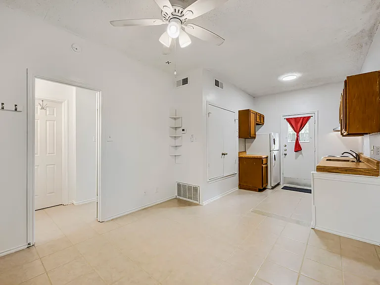 3206 King St #108 — Photo 6