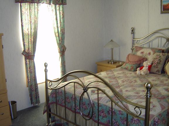 5th image of 452 Gulf Stream Dr
