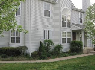 135 Castleton Rd, Princeton, NJ 08540