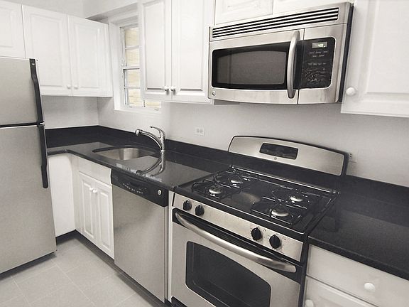 4th image of 230 E 79th St APT 15E