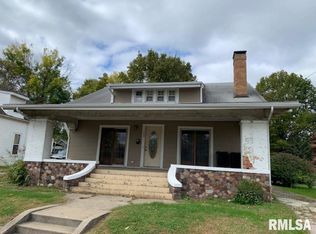 305 McKinley Ave, Bartonville, IL