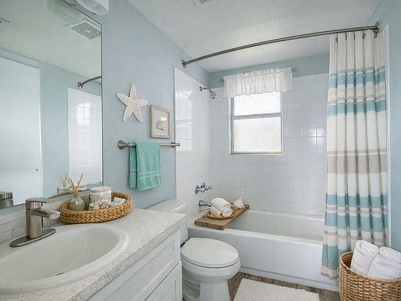 2nd image of 1424 Marathon Key Dr APT 101