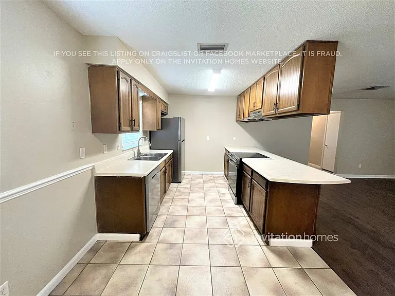 6115 Donegal E — Photo 6