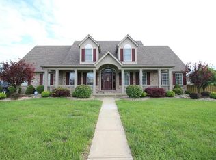 512 Newhart Dr, Granite City, IL 62040
