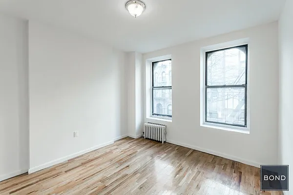 Rented by Bond New York | media 12