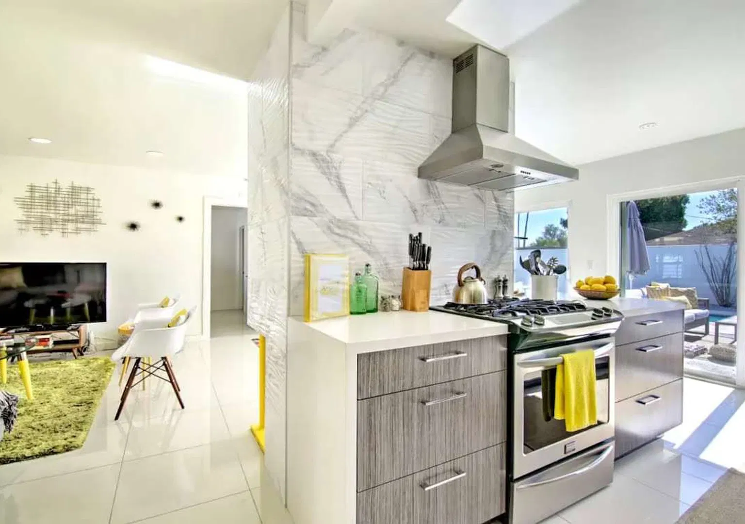 3BR Palm Springs Home, Pool & Hot Tub — Photo 4