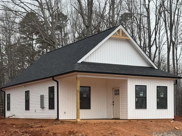 635 Academy St, Cleveland, NC 27013