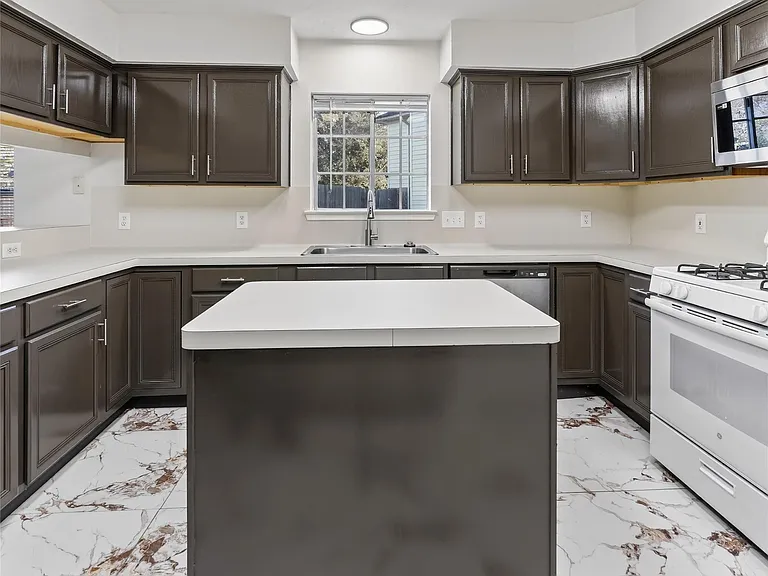 4418 W Thunderwood Cir — Photo 5