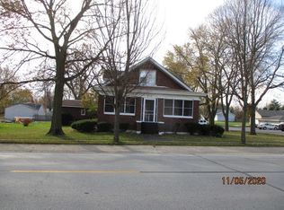 724 W Indiana Ave, Beecher, IL 60401