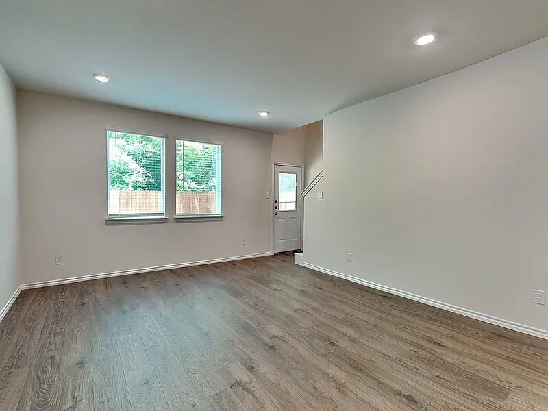 Building Photo - 422 Tall Cedar Way
