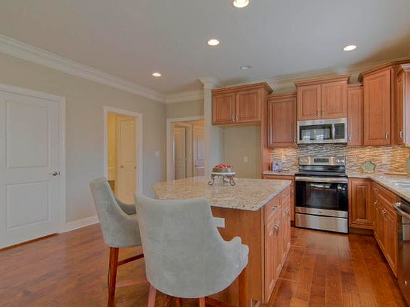 4th image of 12141 Woodhollow Ln Lot 31