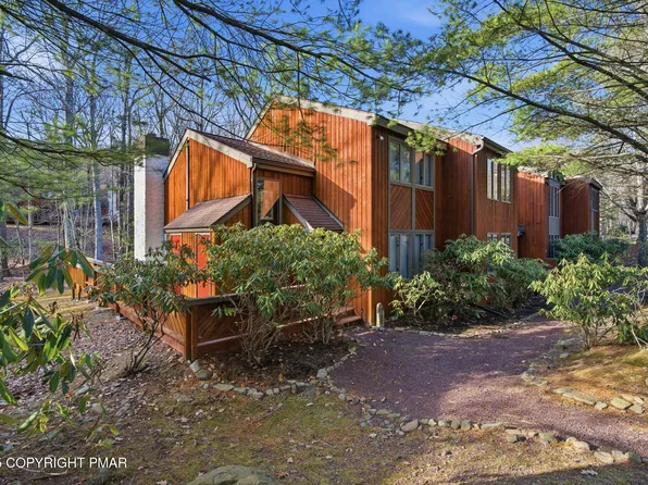 54 Doe Run, Lake Harmony, PA 18624
