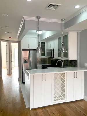 Rented by Kaliope Voulkoudis, LREB | media 27