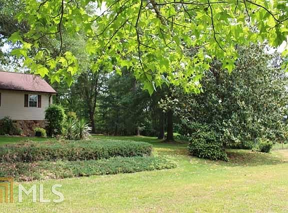 2nd image of 8176 Bamby Ln