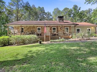 6885 Summer Hill Dr, Douglasville, GA 30135