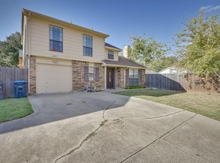 6705 Old Stone Dr, Fort Worth, TX 76137