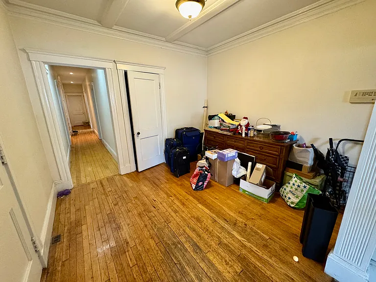 106 Strathmore Rd #3 — Photo 6