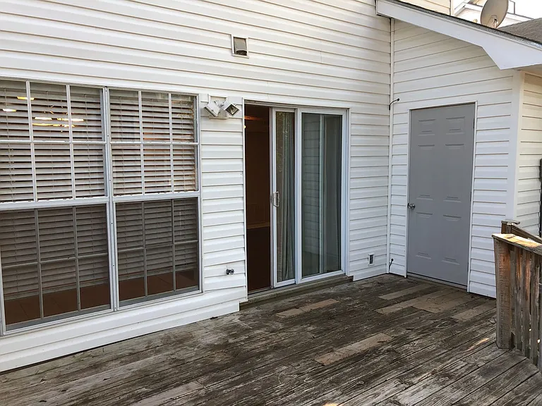 1401 Avenue O #G — Photo 15
