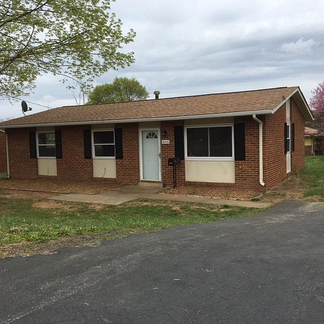1st image of 1608 Mayo Dr NW
