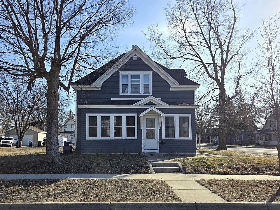 1st image of 302 19 1/2 Ave N