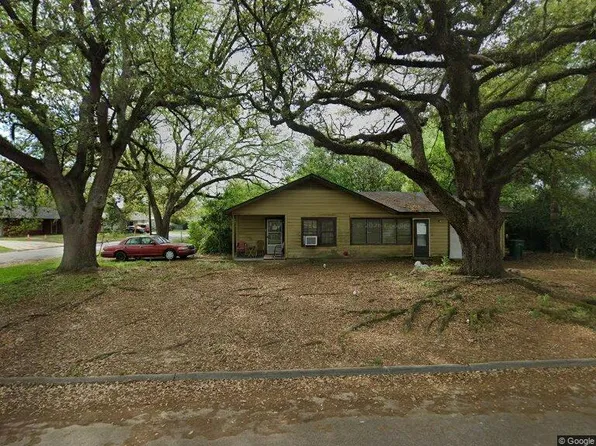 1019 Ruby Ln, Orange, TX 77630