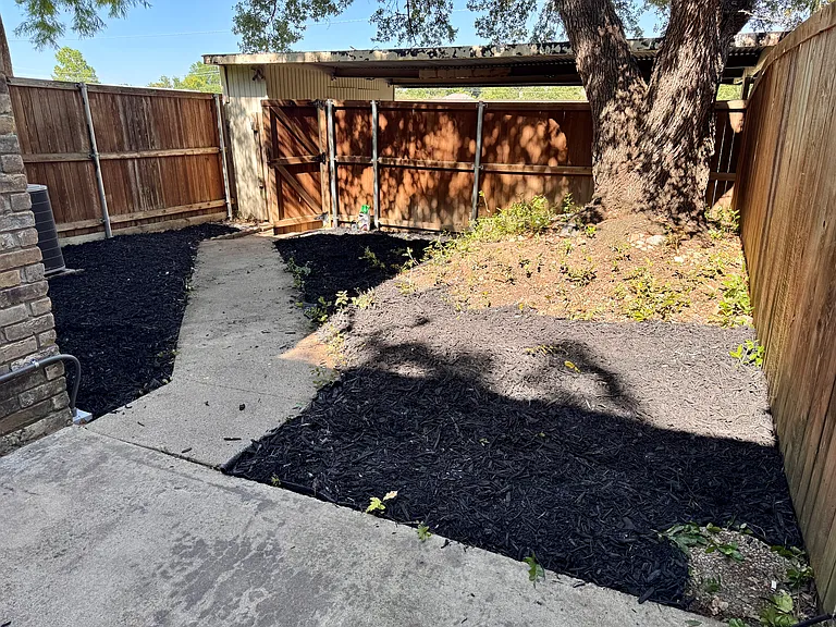525 Towne House Ln — Photo 21