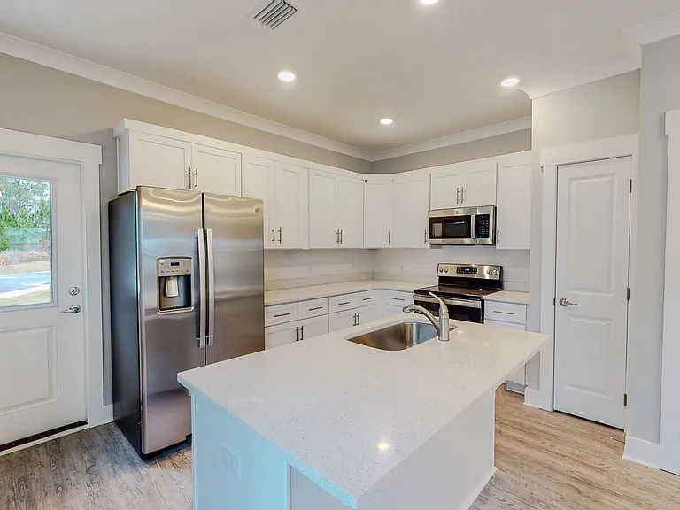226 Date Palm Ln — Photo 15