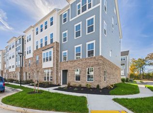 2802 Calgary Ln, Chester, VA 23831