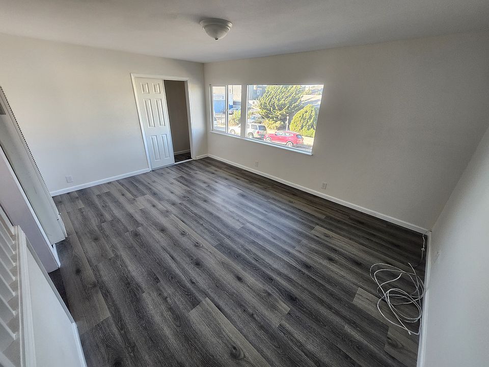 2nd image of 2328 Grant Ave #2328