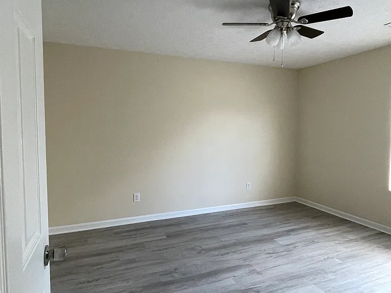 1822 Country Meadows Dr #1 — Photo 2