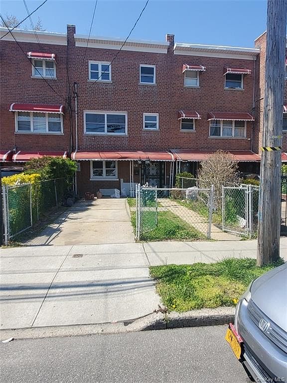 3813 Laconia Avenue, Bronx, NY 10469 Zillow