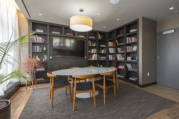 Rented by Bold New York | media 8