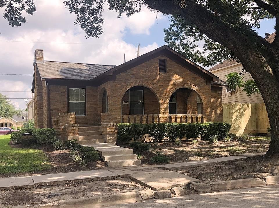 1st image of 3001 Oakdale St
