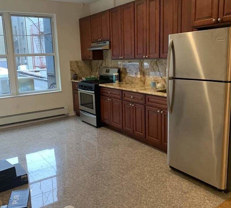 1st image of 3259 33rd St APT 2R