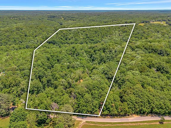 3rd image of 2320 Center Point Rd