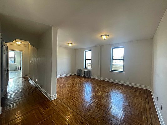 1st image of 4760 39th Pl APT 3A