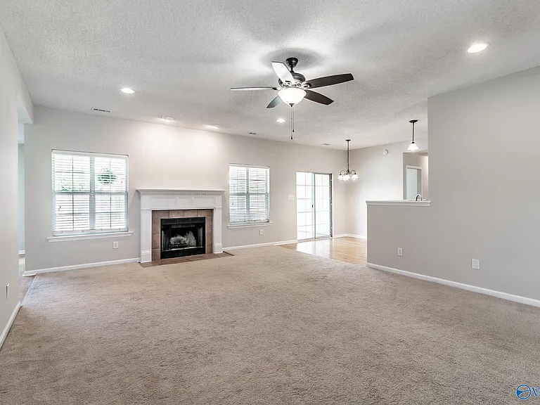 114 Clover Ridge Dr — Photo 8