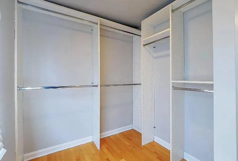Walk in Closet