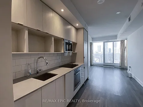 89 McGill St #2510 Photo 1