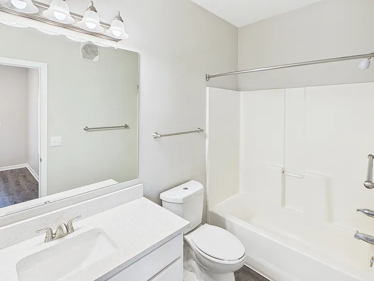 Elevate on Main — Photo 27